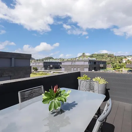 Island Villa, * Ponta Delgada (Sao Miguel)